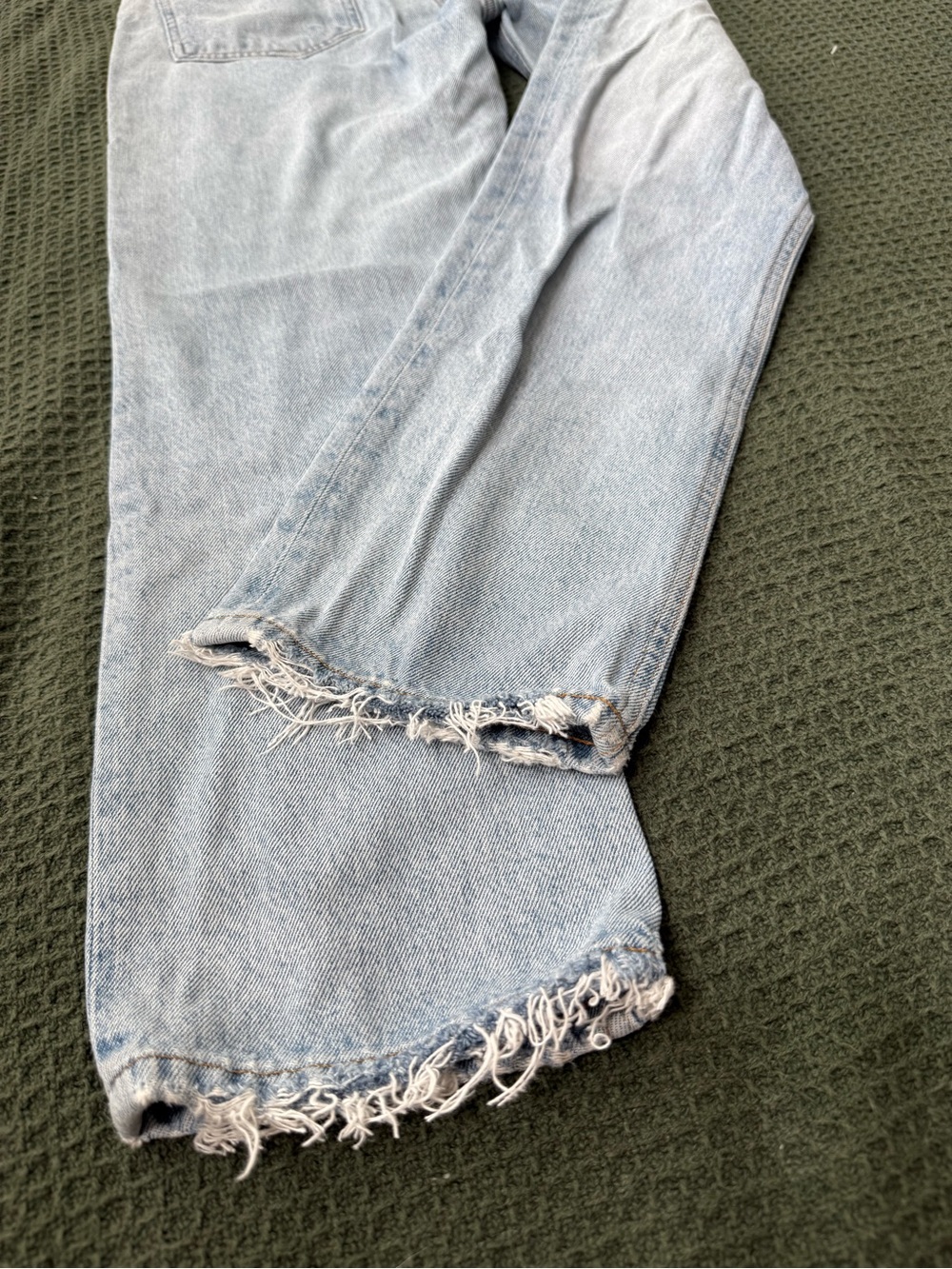 Agolde Riley Light Blue Button-Fly Denim Jeans - Picture 8 of 12